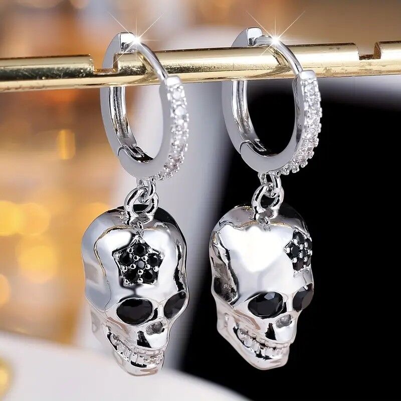 skull earrings